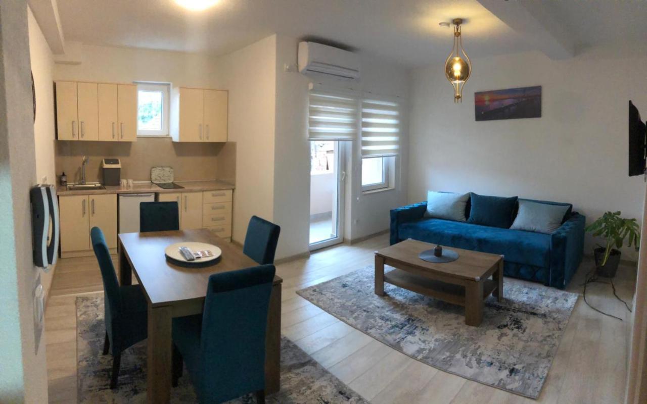נובי פאזאר Koca Apartmani מראה חיצוני תמונה