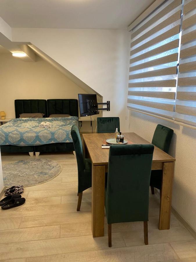 נובי פאזאר Koca Apartmani מראה חיצוני תמונה
