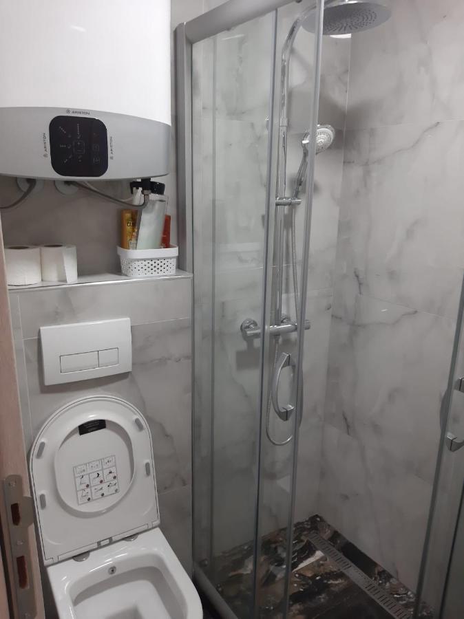 נובי פאזאר Koca Apartmani מראה חיצוני תמונה